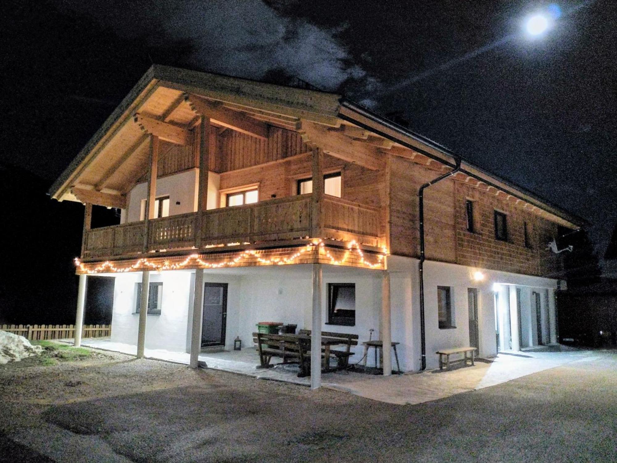 Apartments Haufhof , Haus Im Ennstal Bei Schladming Exterior photo